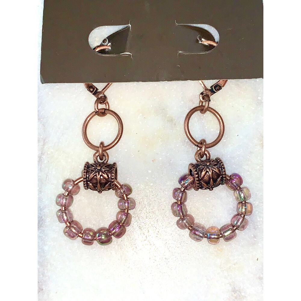 Kelli Ahern Iridescent Pink Beaded Hoop Dangle Earrings NWT - Picture 5 of 6